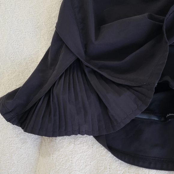 Lululemon Athletica Black Skirt Size 4 - Picture 4 of 9